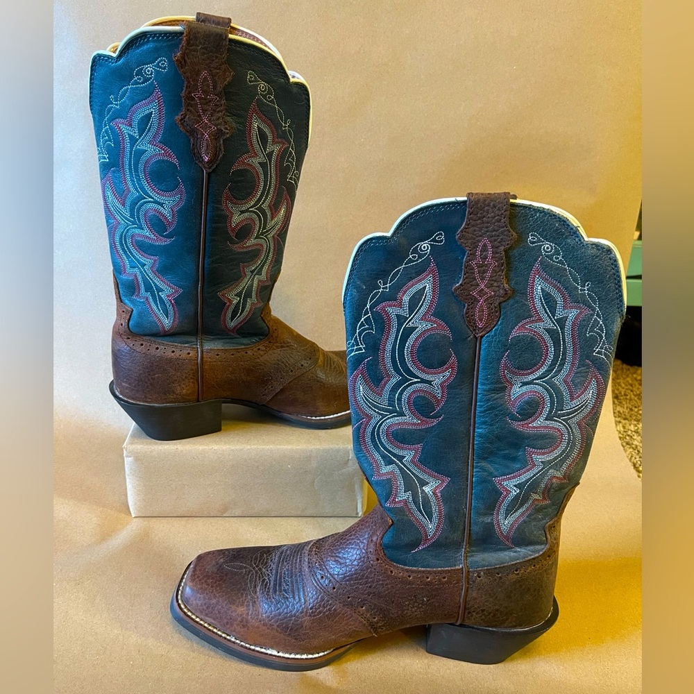 11 inch Western Style Justin Boots